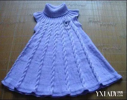 小女孩毛衣裙编织花样_七岁小女孩毛衣裙