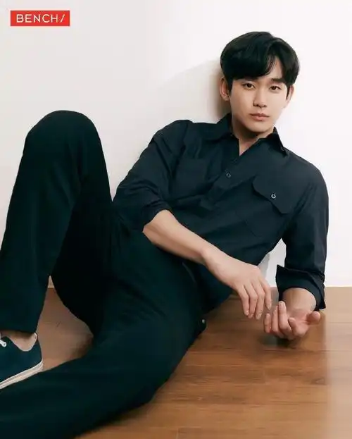 金秀贤 × bench 代言图📸3p