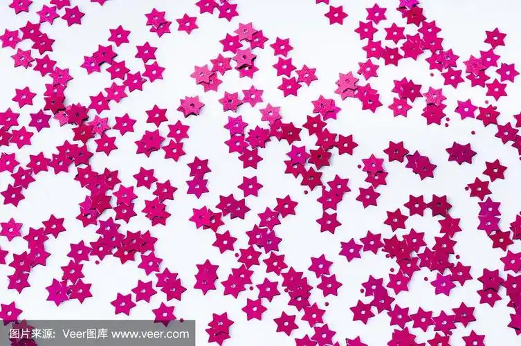 白色背景上的粉色星星