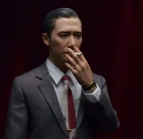 刘嘉玲难得晒"梁朝伟照片",本以为会秀恩爱,没想到别有用心