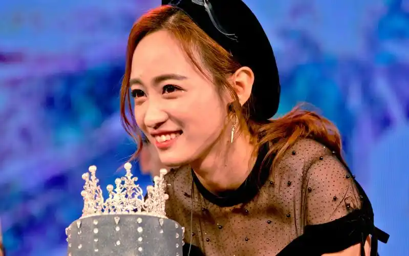 【snh48】【黄婷婷】黑夜女神生日会表演合辑 小番外