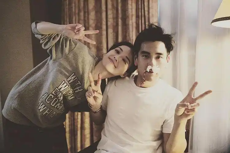 男神彭于晏拍拖了?传他恋上比自己大13岁的姐姐许晴