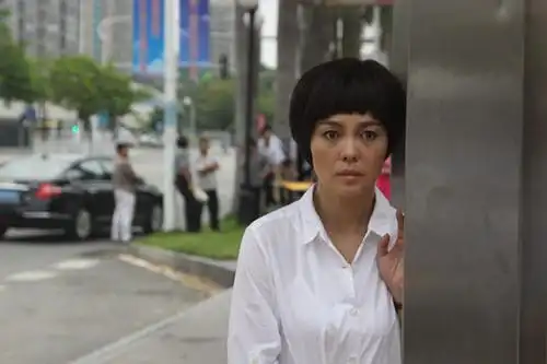 由柳国庆执导,荣蓉,陈锐等主演的电视剧《家庭秘密》已经完美收官