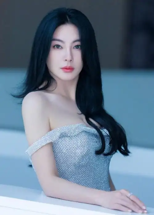 张雨绮这身材真的是傲视内娱