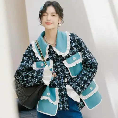 干练利落范儿秀出来————娃娃领小香风外套女2021冬新款杭州女装