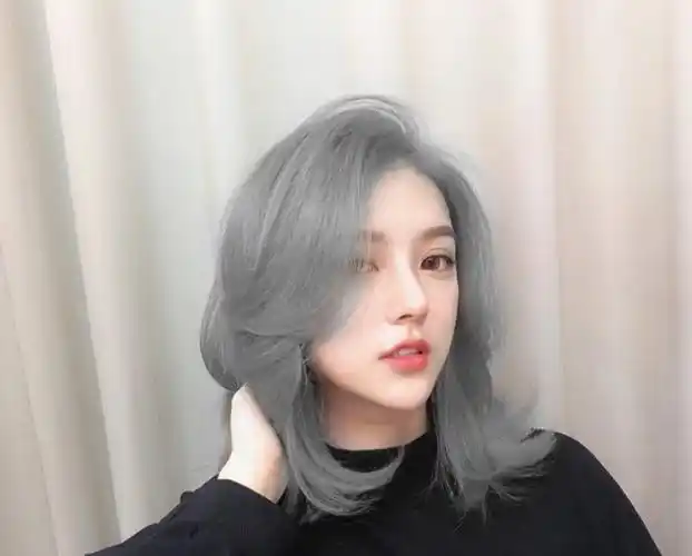 亚麻闷青色适合什么肤色