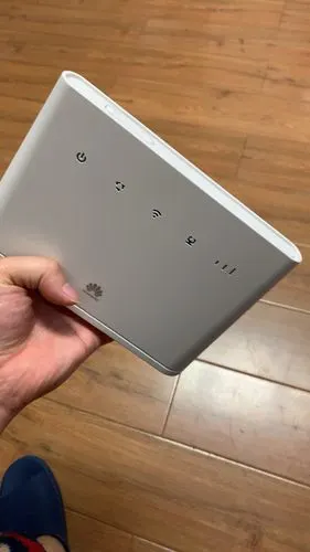 华为(huawei)4g路由2/插卡上网/4gmifi三网通/千兆网口cpe/车载wifi