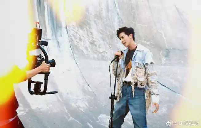 许魏洲首张黑胶专辑##许魏洲三专终于来了