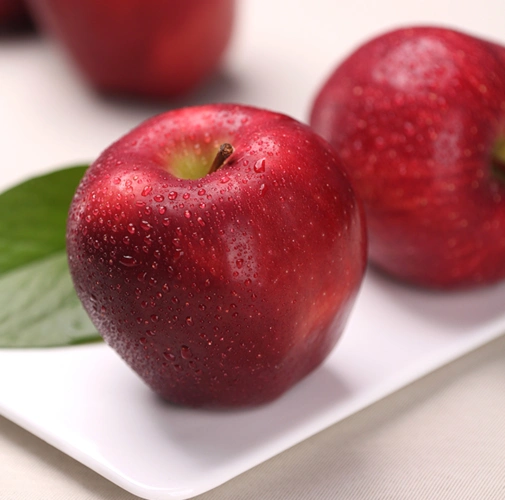 新鲜水果苹果 现摘现发甘肃礼县花牛苹果 国产蛇果2.5斤装