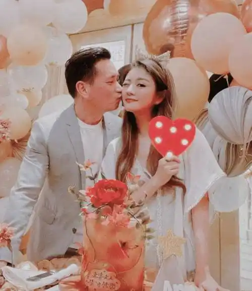 安以轩复出拍戏,经纪人发声回应:也已有一阵子没联系到她_陈荣炼_老公