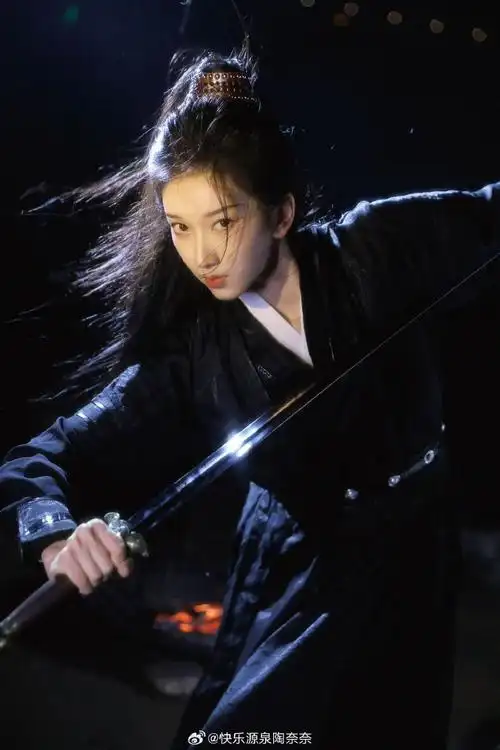 刘令姿高马尾女侠妆##刘令姿女侠妆