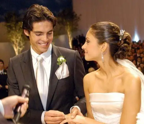 球星太太团新贵妆 玩转世界杯