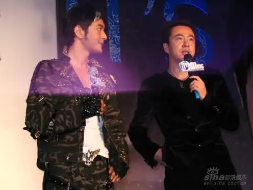 黄晓明变身全能 老板王中磊称目标是新天王(图)