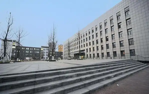 河南艺术职业学院评述