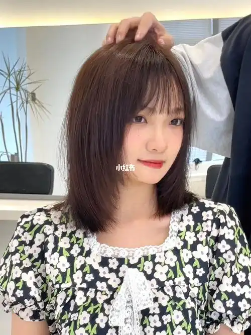 圆脸方脸适合的锁骨发75剪完真的很显脸小