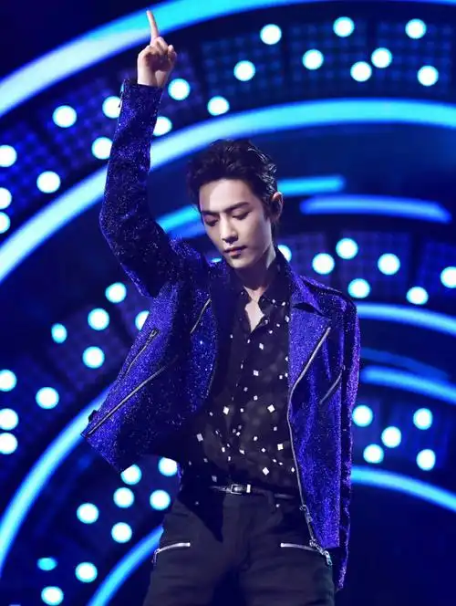 恼人的秋风大背头