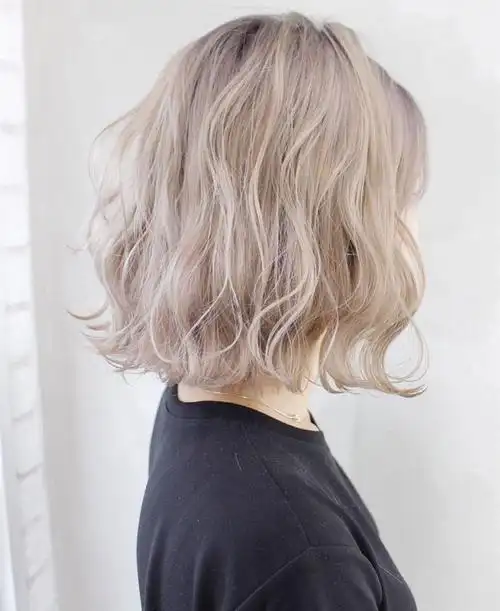 新潮短发波浪卷精选