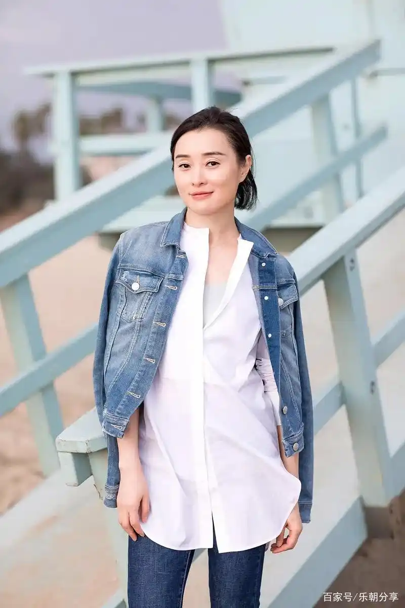 女演员吴越美图集锦