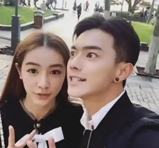 于正评论区沦陷!许凯跟公司三位女艺人传绯闻,网友嘲讽开婚介所插图14