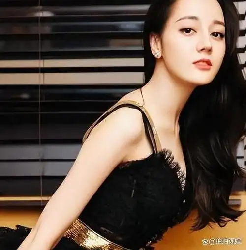 娱乐圈女顶流迪丽热巴再次舆论漩涡面临挑战