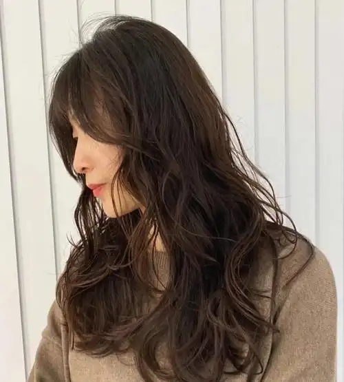 女士头发稀少适合剪哪种短发,适合头发稀少的发型