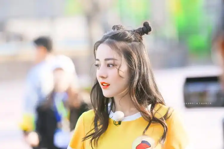 cr:失眠酒馆_饭修/迪丽热巴奔跑吧 - 堆糖,美图壁纸兴趣社区