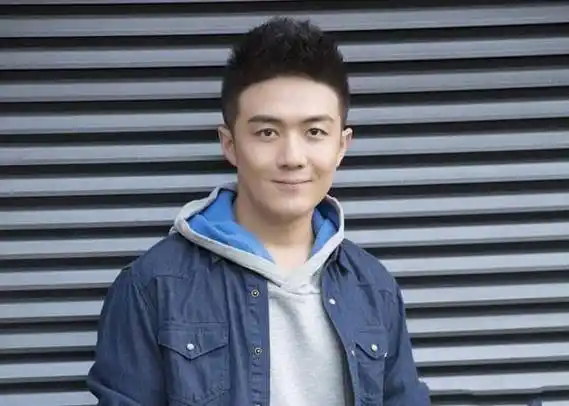 出月子就工作的颖儿,婚姻aa制的付辛博,两夫妻现状如何?