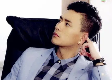 为什么香港男明星从骨子里透出一股性感魅力?私下里也好会保养!