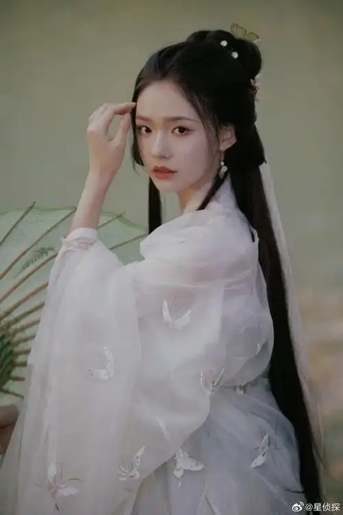 古装这一块你可以永远相信林允,真的太美了,让人都挪不开眼……|林允