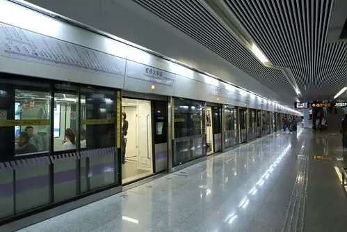 上海轨交17号线明年底试运行 连通苏州?