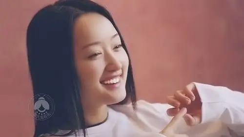 一组杨钰莹二十多年前清纯旧照皮肤吹弹可破颜值吊打网红脸