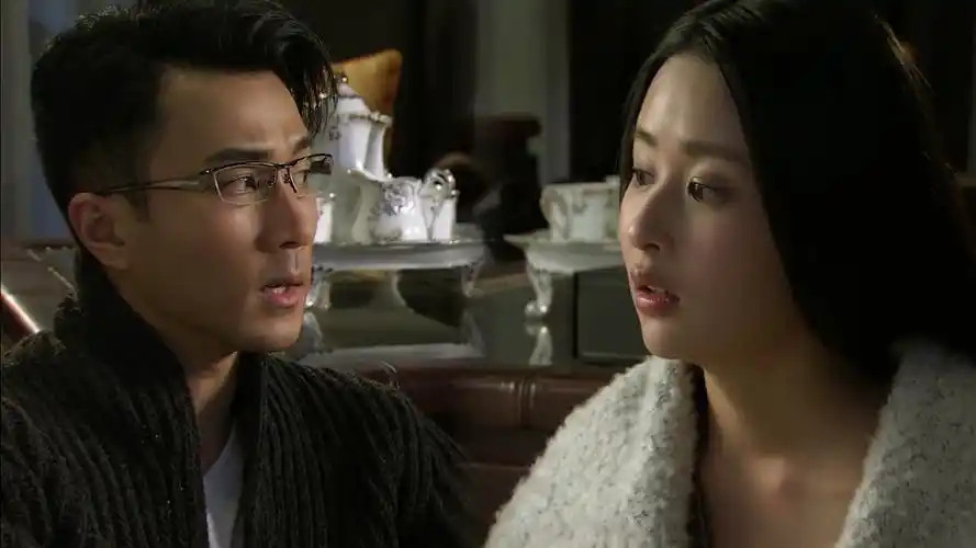 p>电视剧《千山暮雪》是根据小说家 a target="_blank" href="/item