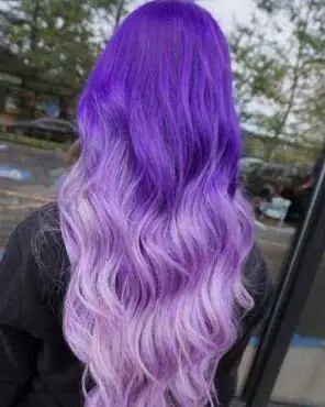 葡萄紫大波浪卷发图片 葡萄紫卷发就是这样性感迷人