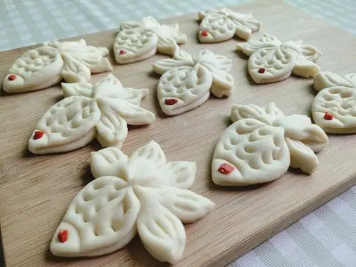 花样面食小金鱼的做法