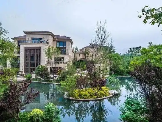 北京顺义天竺丽宫别墅丽宫二期临湖独栋,全房地暖,家私齐全,高端居住