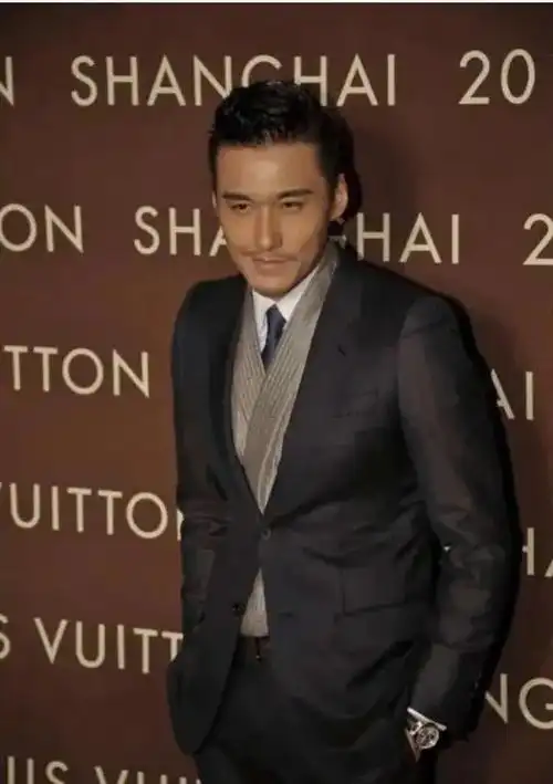 国民男模胡兵的断背瓜!|瞿颖|聂远|娱乐圈|炎亚纶|女明星_网易订阅