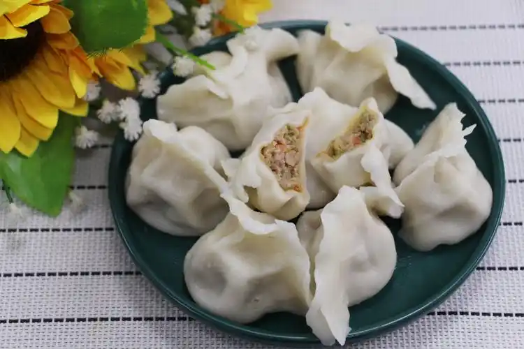 三鲜肉水饺