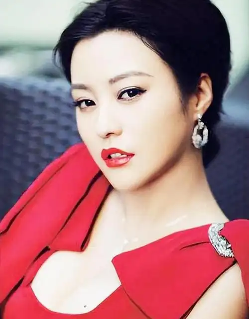 坐拥亿万身家的李晨6任女友各个美若天仙令人羡慕