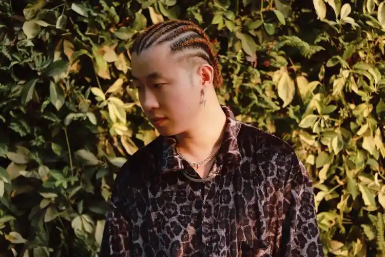 地垄沟男士编发广州深圳佛山脏辫工作室