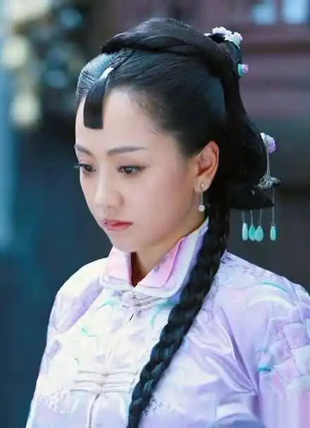 《情定三生》剧照-张萌,杨蓉上演夺夫大战