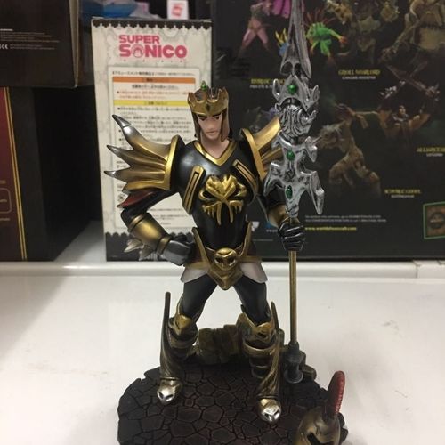 英雄联盟lol德玛西亚皇子嘉文四世手办摆件