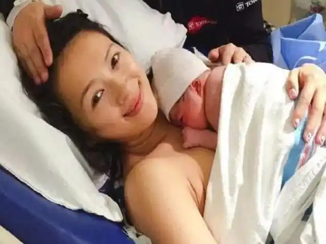 章子怡生下儿子