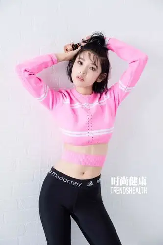 唐艺昕独创筷子腰身材好到爆原来都是因为练了这项运动