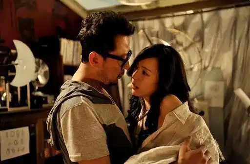 不结婚怎么满足生理需求?张静初:我有固定伴侣,男友陪了我9年