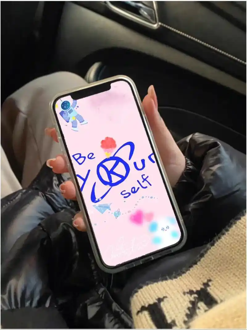 王俊凯自制logo壁纸来啦!要的姐 - 抖音