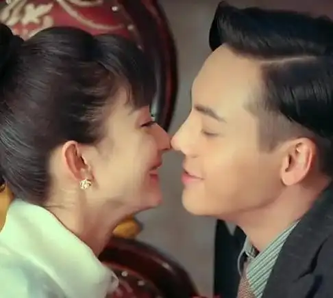 厉害了!陈伟霆和黄晓明抢 baby,如今携女友游日本