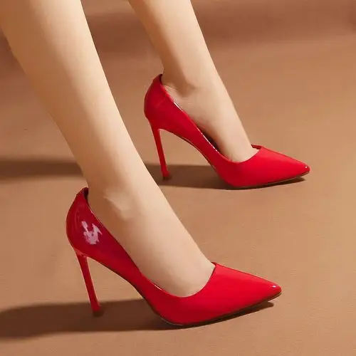 尖头浅口单鞋红色高跟鞋