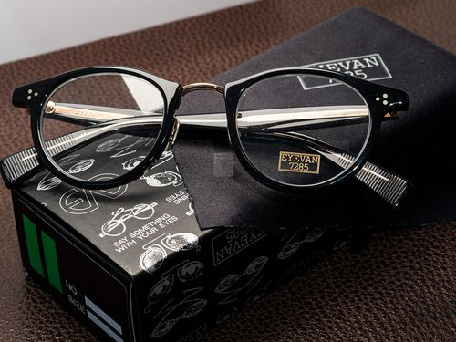 eyevan7285 566波士顿全框进口日本手工眼镜工匠细节防滑板材纯钛