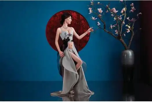 著名影星柳岩代言茜施尔调整型内衣