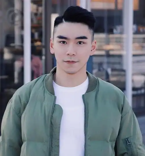 男生剪发型,少留"大背头"!这6款发型清爽潮流,更显阳光帅气